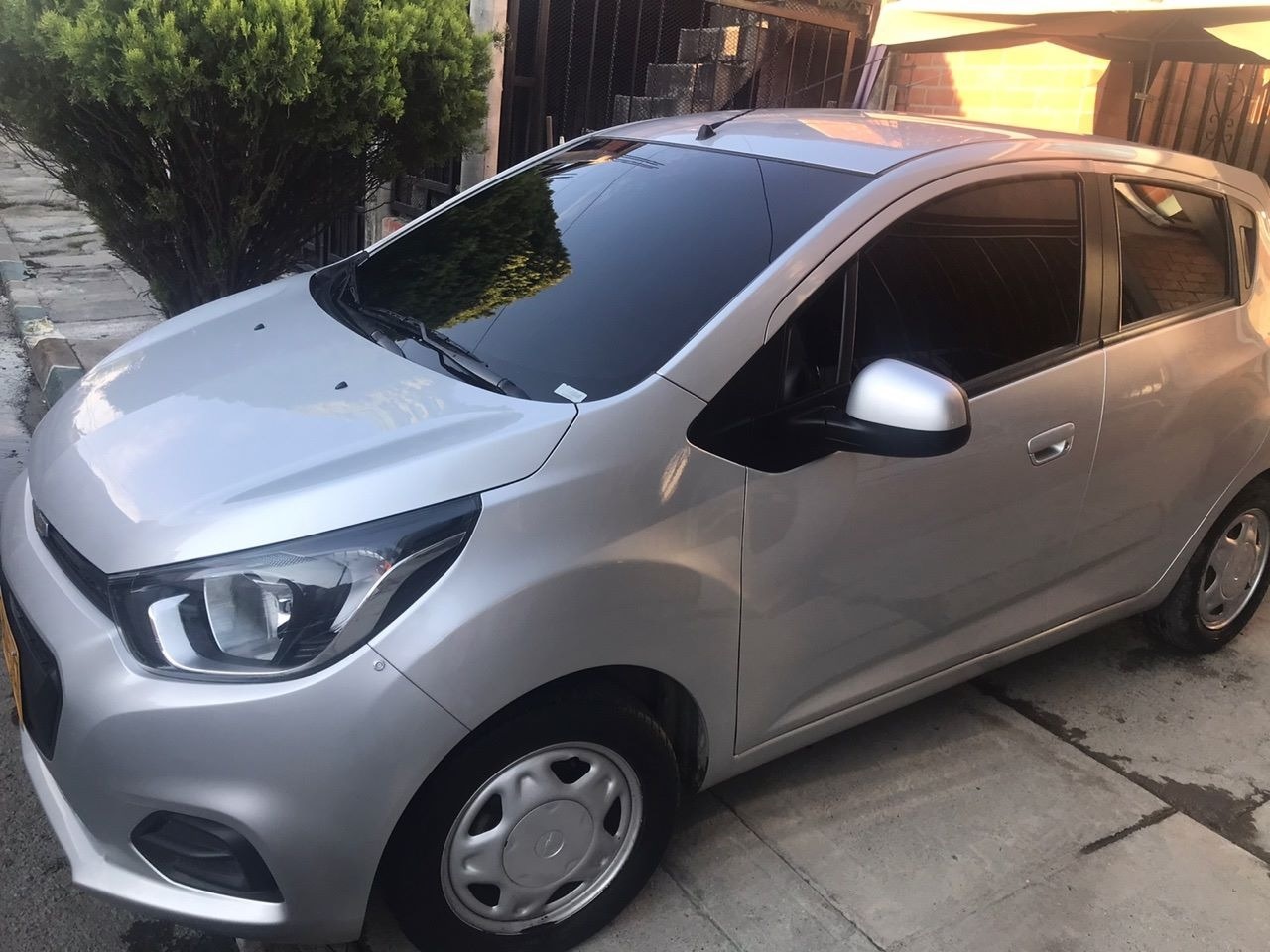 10-chevrolet-spark-gt-01